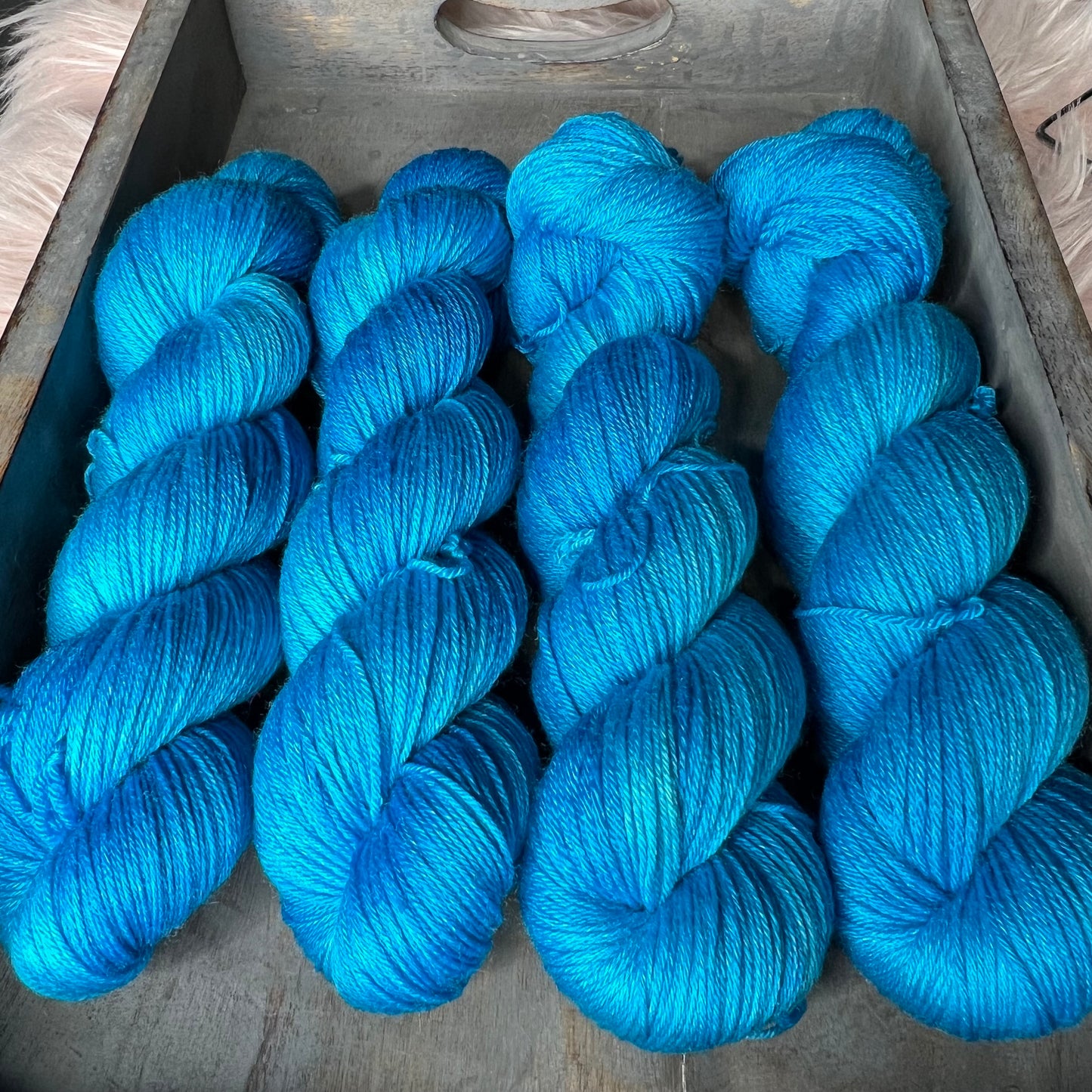Elsa Sock- Tidal Luster