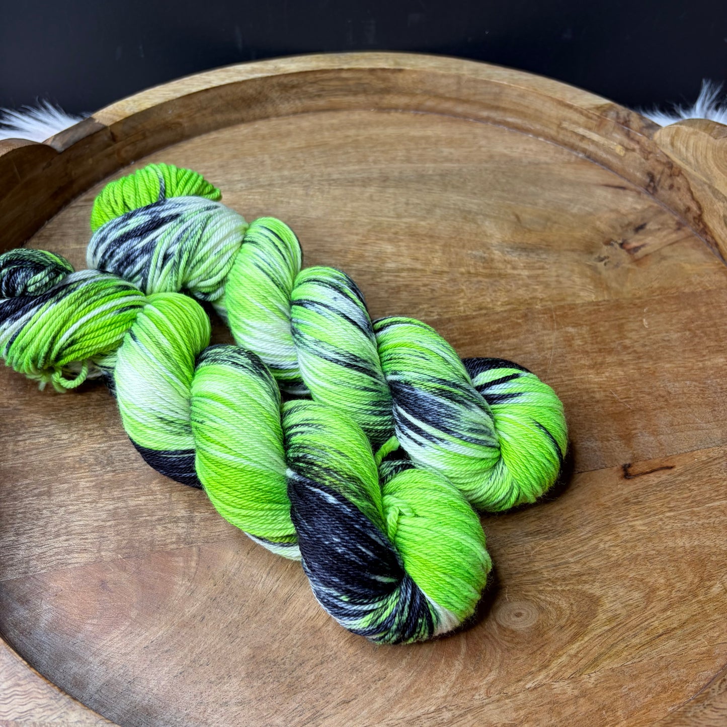 *NEW* Oscar Worsted - Halloween Yarn- Ghoulish Glam