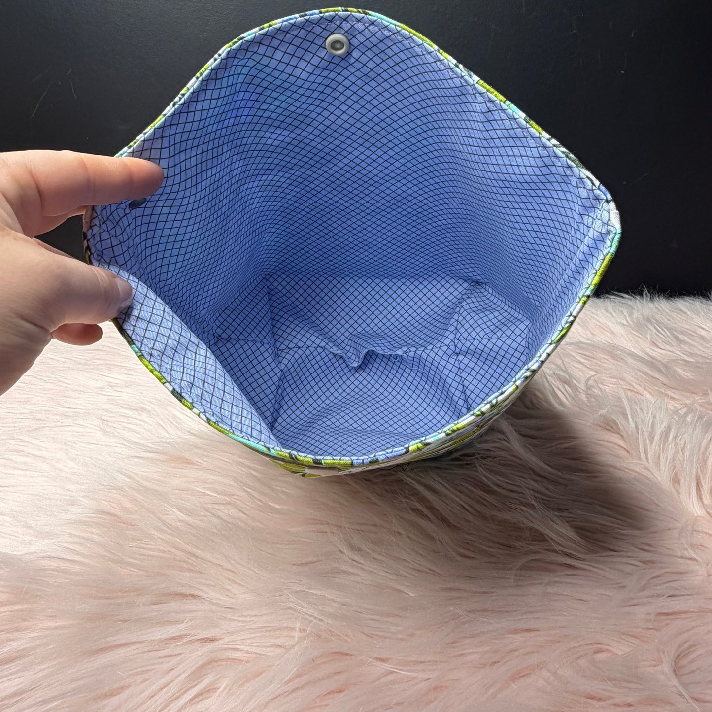 Hoppy Go Lucky Green Project Bag