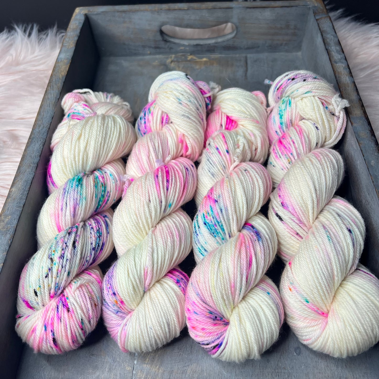 *NEW* Oscar Worsted - 39