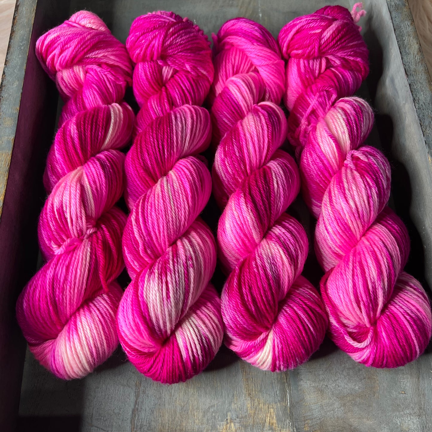 Oscar Worsted - Rose Garden In The Sun