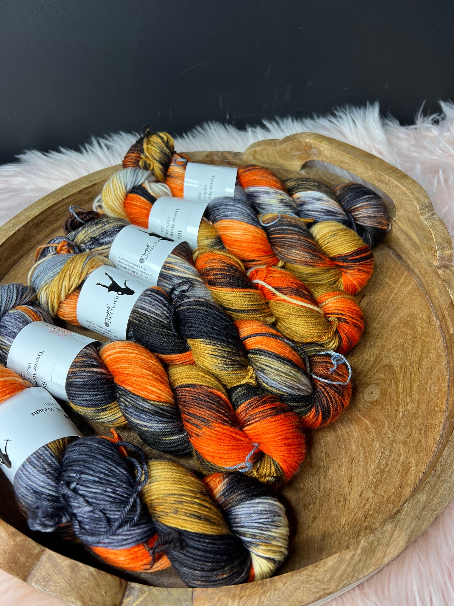 Trevor Morgan DK -Halloween Yarn- Black Cat