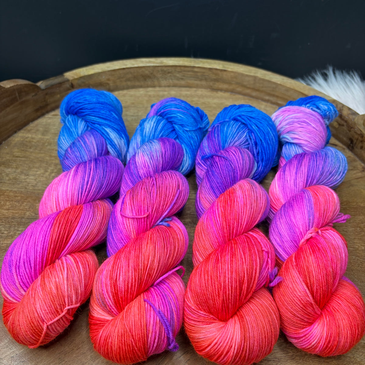 *NEW* Oscar Worsted - Chromatic Fever