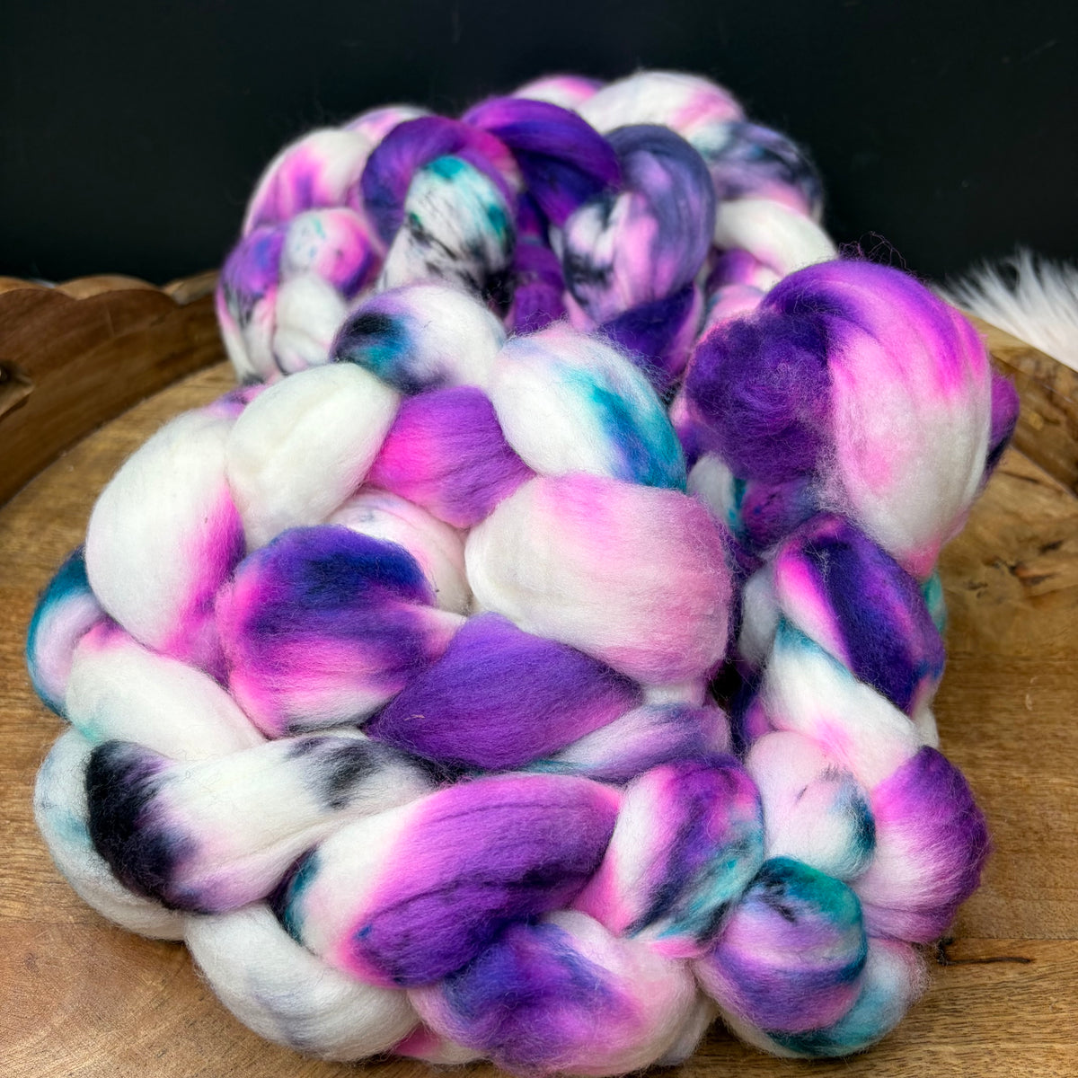 Color 04 19.5 Superwash Merino Combed Top