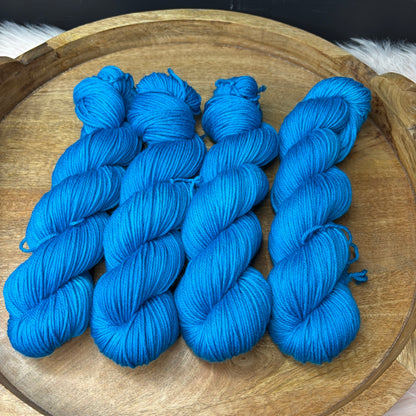 *NEW* Oscar Worsted - Tidal Luster