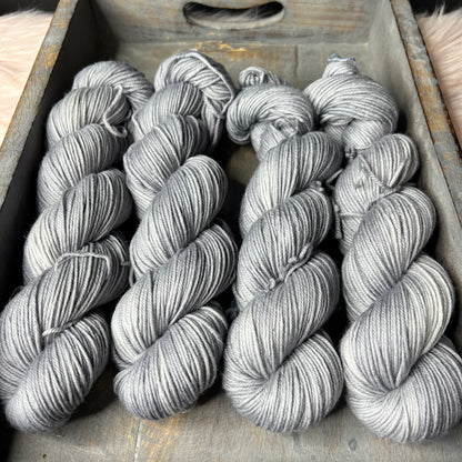 Trevor Morgan DK - Everyday grey