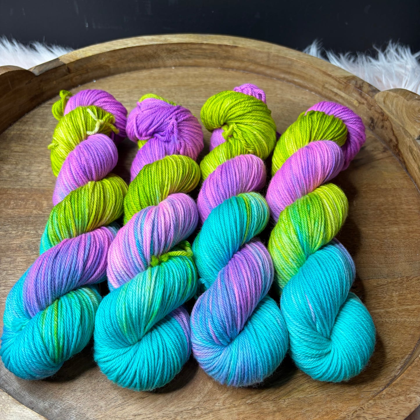 *NEW* Oscar Worsted - Reef Royalty