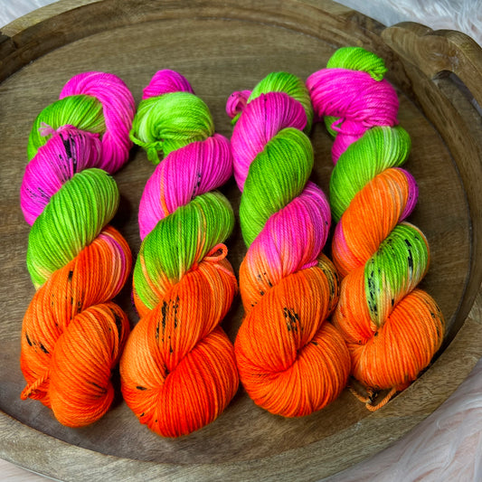 *NEW* Oscar Worsted - Halloween Yarn- Haunted Dream House