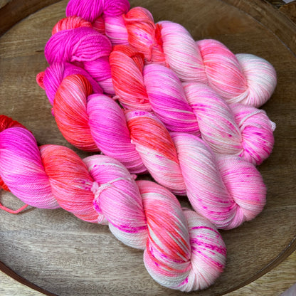 *NEW* Oscar Worsted - Lipstick & Daydreams