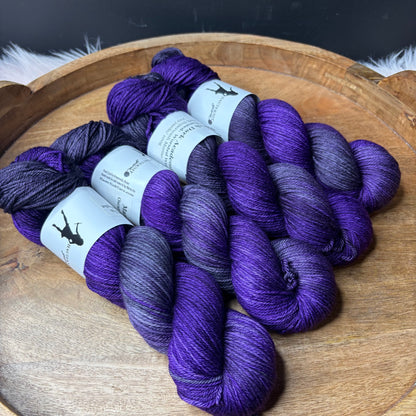 *NEW* Oscar Worsted -  March Dark Academia