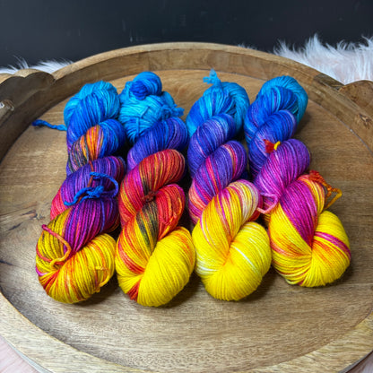 *NEW* Oscar Worsted - Mango Inferno