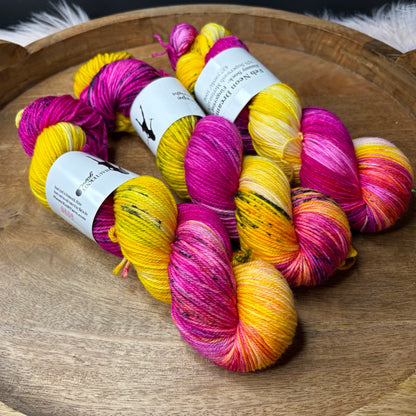 *NEW* Oscar Worsted - Feb Neon Dreamscape