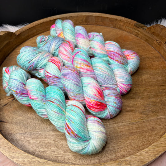 *NEW* Oscar Worsted - Moonbeam Confetti