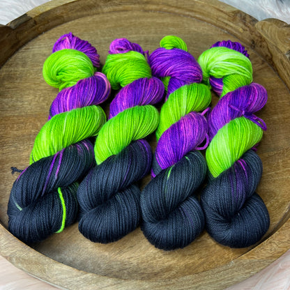 *NEW* Oscar Worsted - Halloween Witches Stew