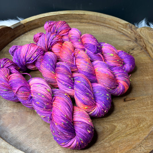 *New* Betsy Neon Tweed DK- Dragon’s Heart