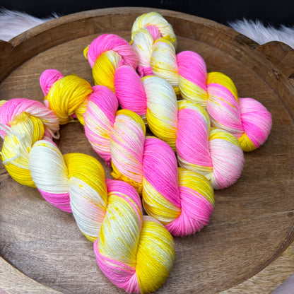 *NEW* Oscar Worsted - Sunwashed Peony