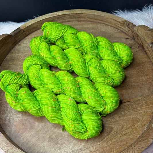 *New* Betsy Neon Tweed DK- Bottlefly