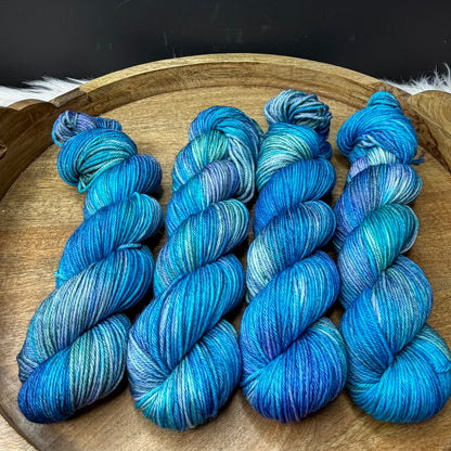 *NEW* Oscar Worsted -  Deep Blue Sea