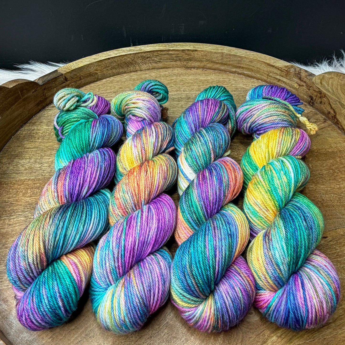 *NEW* Oscar Worsted - Kaleidoscope Kiss