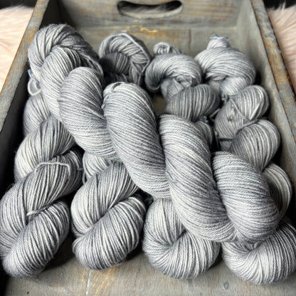 Trevor Morgan DK - Everyday grey