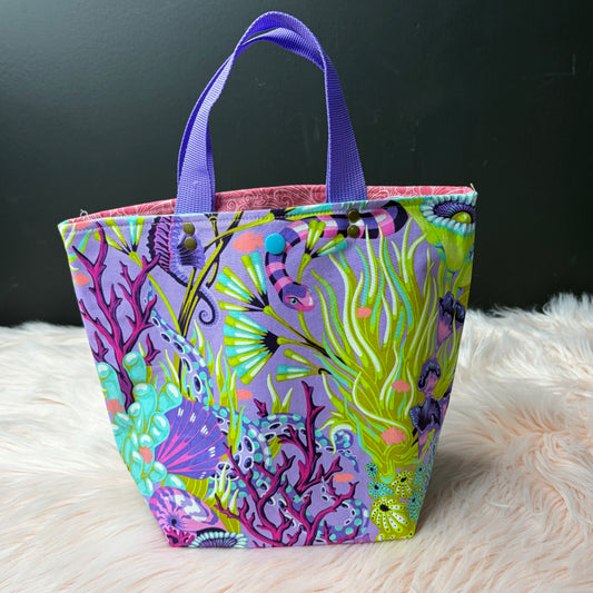 The Studio Bag Reef What You Sew Ultraviolet   project bag Handles