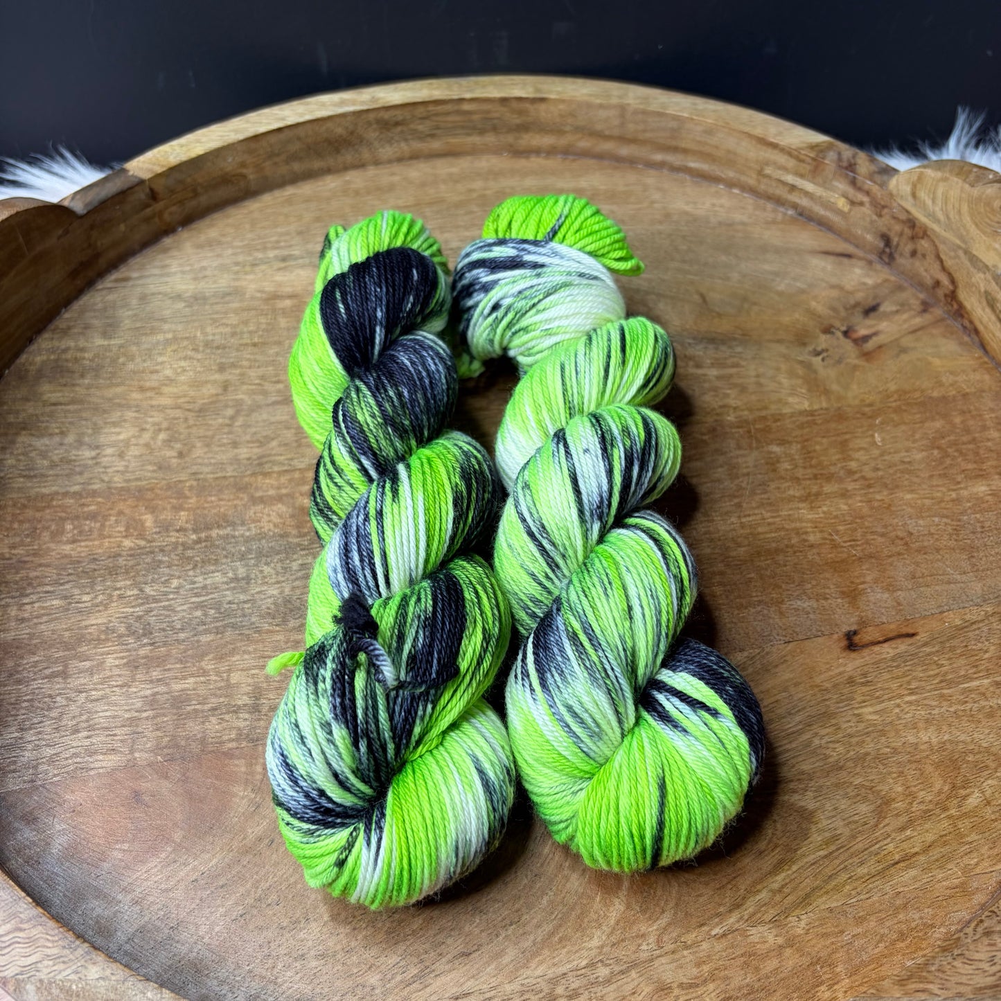 *NEW* Oscar Worsted - Halloween Yarn- Ghoulish Glam