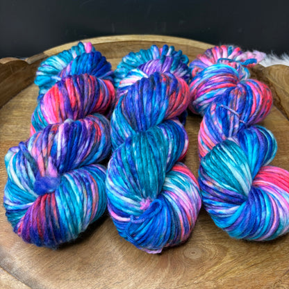 *NEW* Lala Super Bulky- Neon Nebula