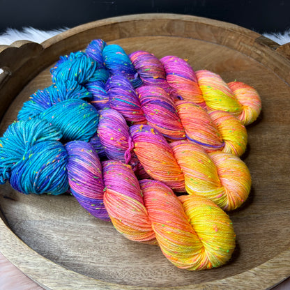 *New* Betsy Neon Tweed DK- Day Hour