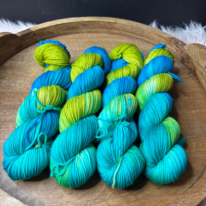 *NEW* Oscar Worsted - Bioluminescent Tide