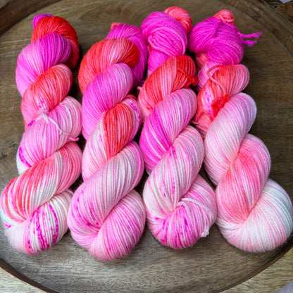 *NEW* Oscar Worsted - Lipstick & Daydreams