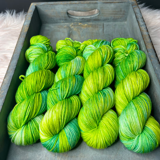 *NEW* Oscar Worsted - Grass In The Sun