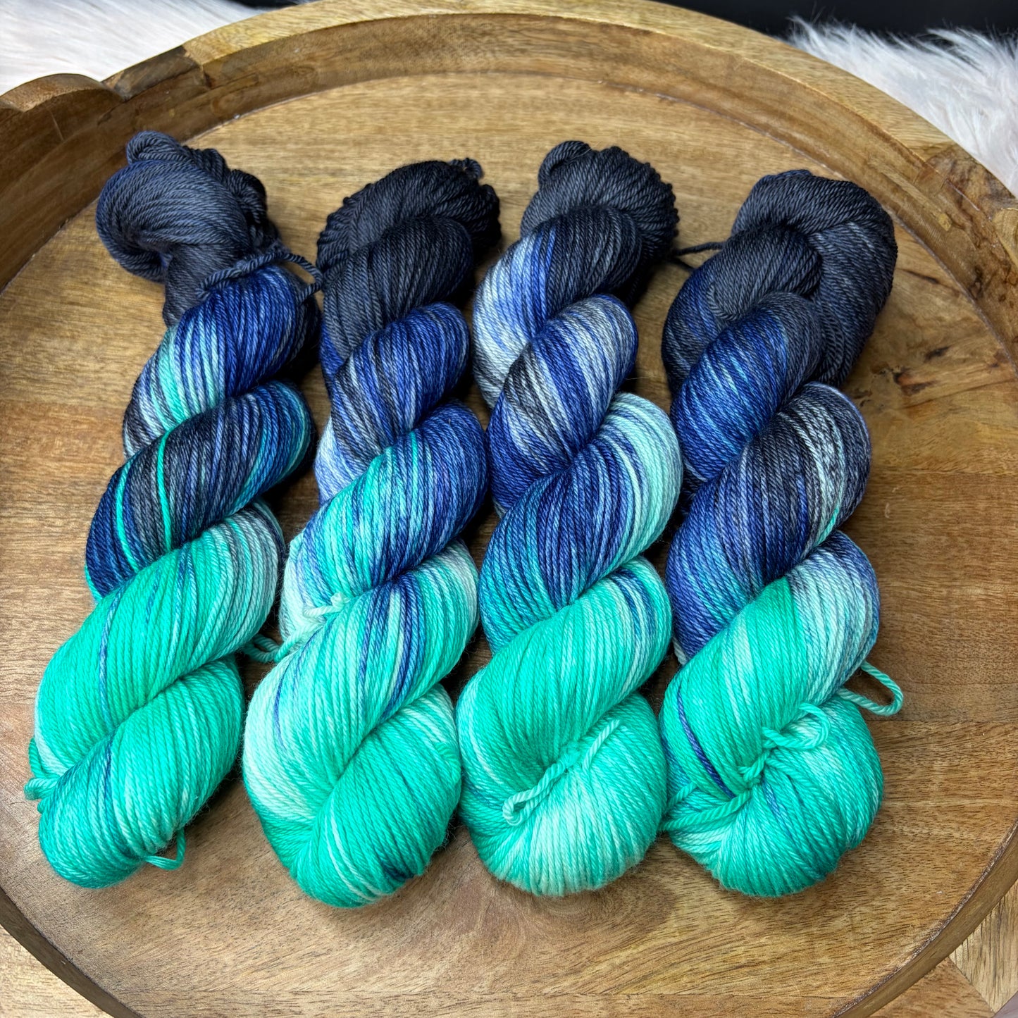 *NEW* Oscar Worsted - Maine Northern Lights- High Oxygen