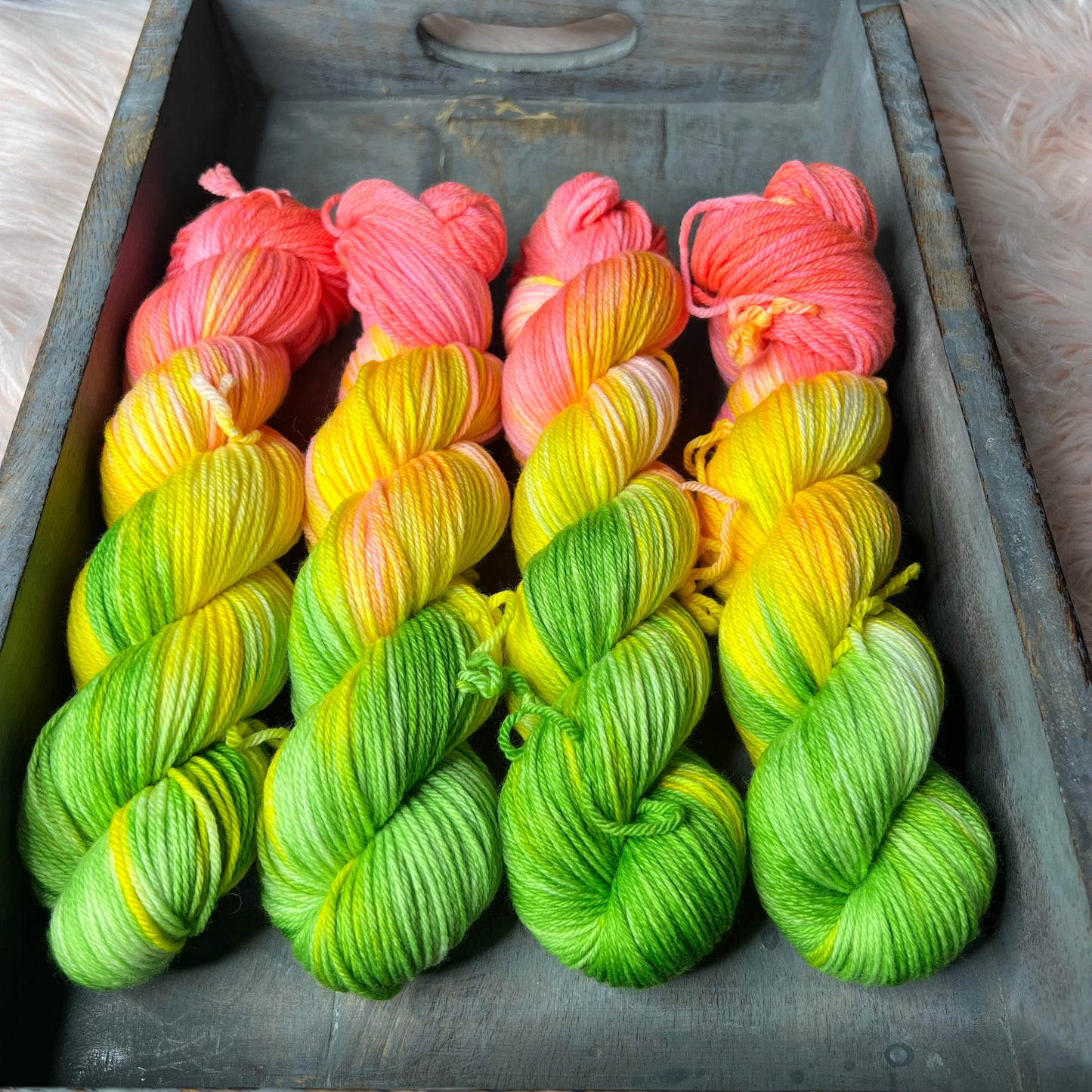 Oscar Worsted - Bridgerton Collection - Fruity Featheringtons