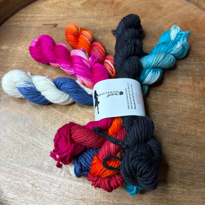 DK With Nylon 5-20g skein set- Deck The Halls