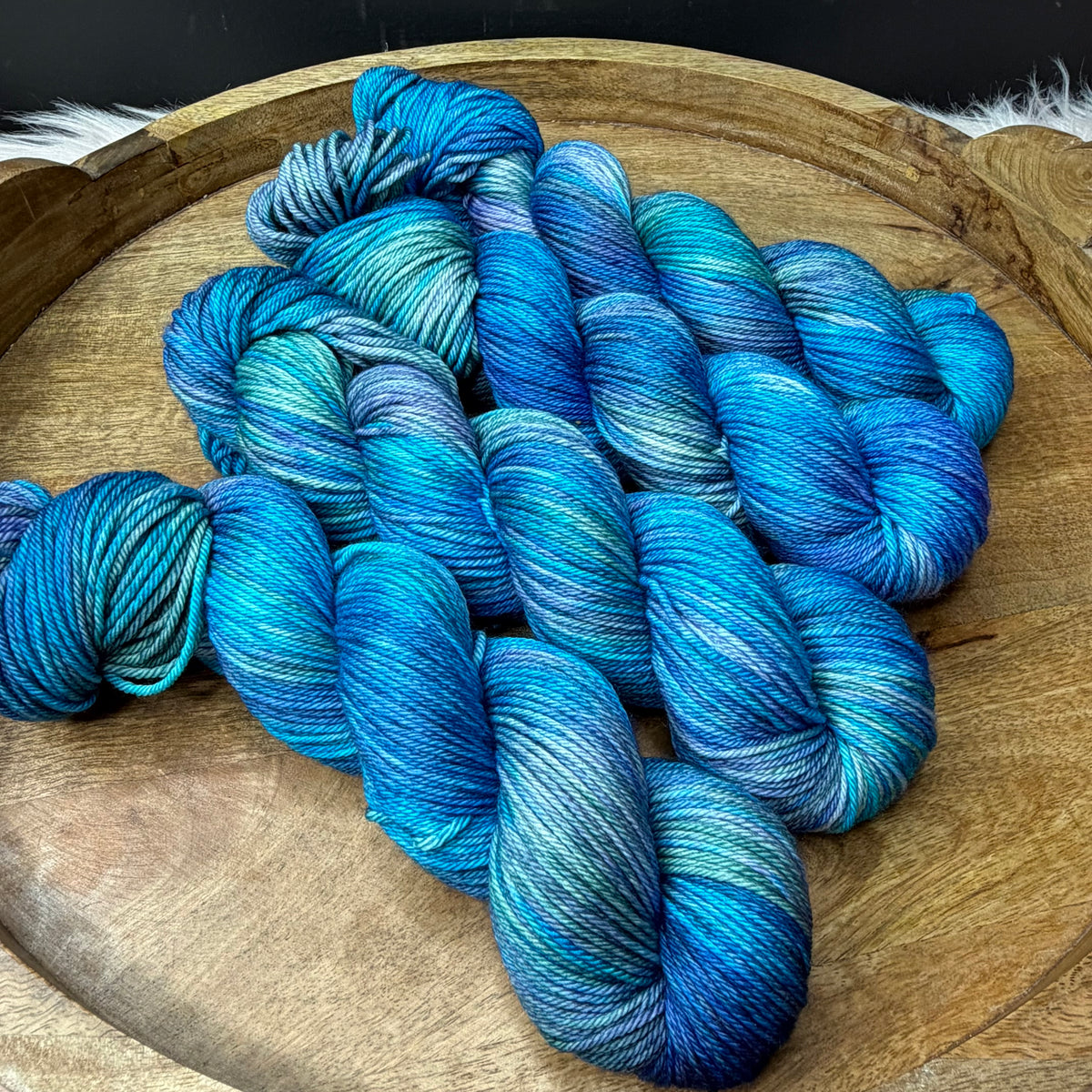 *NEW* Oscar Worsted -  Deep Blue Sea
