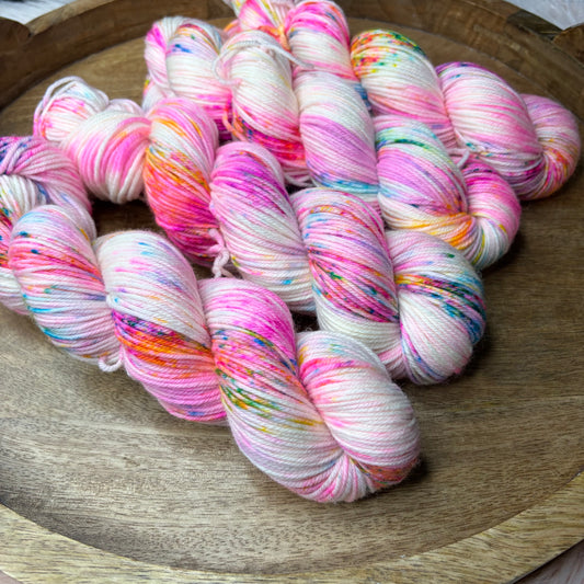 *NEW* Oscar Worsted - Roller Rink