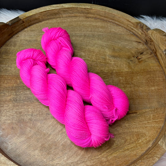 *NEW* Oscar Worsted - Now That's What I Call Pink!