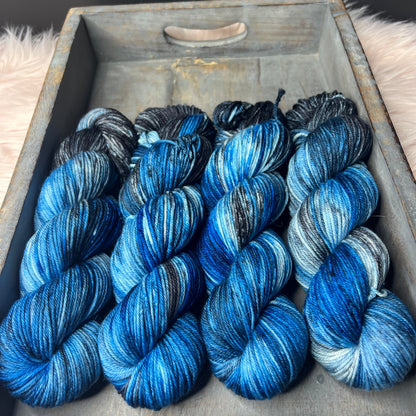 *NEW* Oscar Worsted - Clouds In The Dark