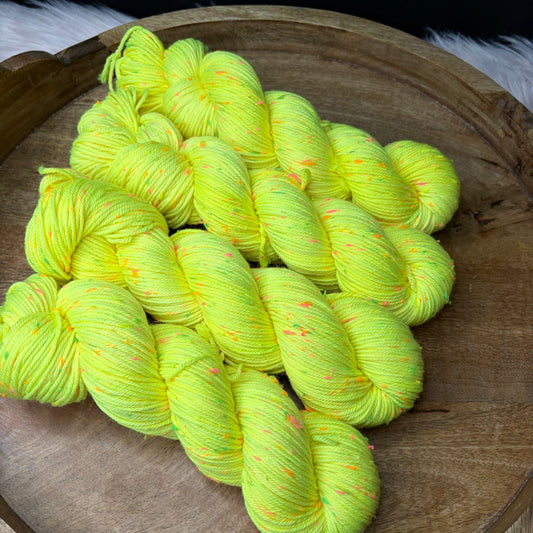 *New* Betsy Neon Tweed DK- High Voltage