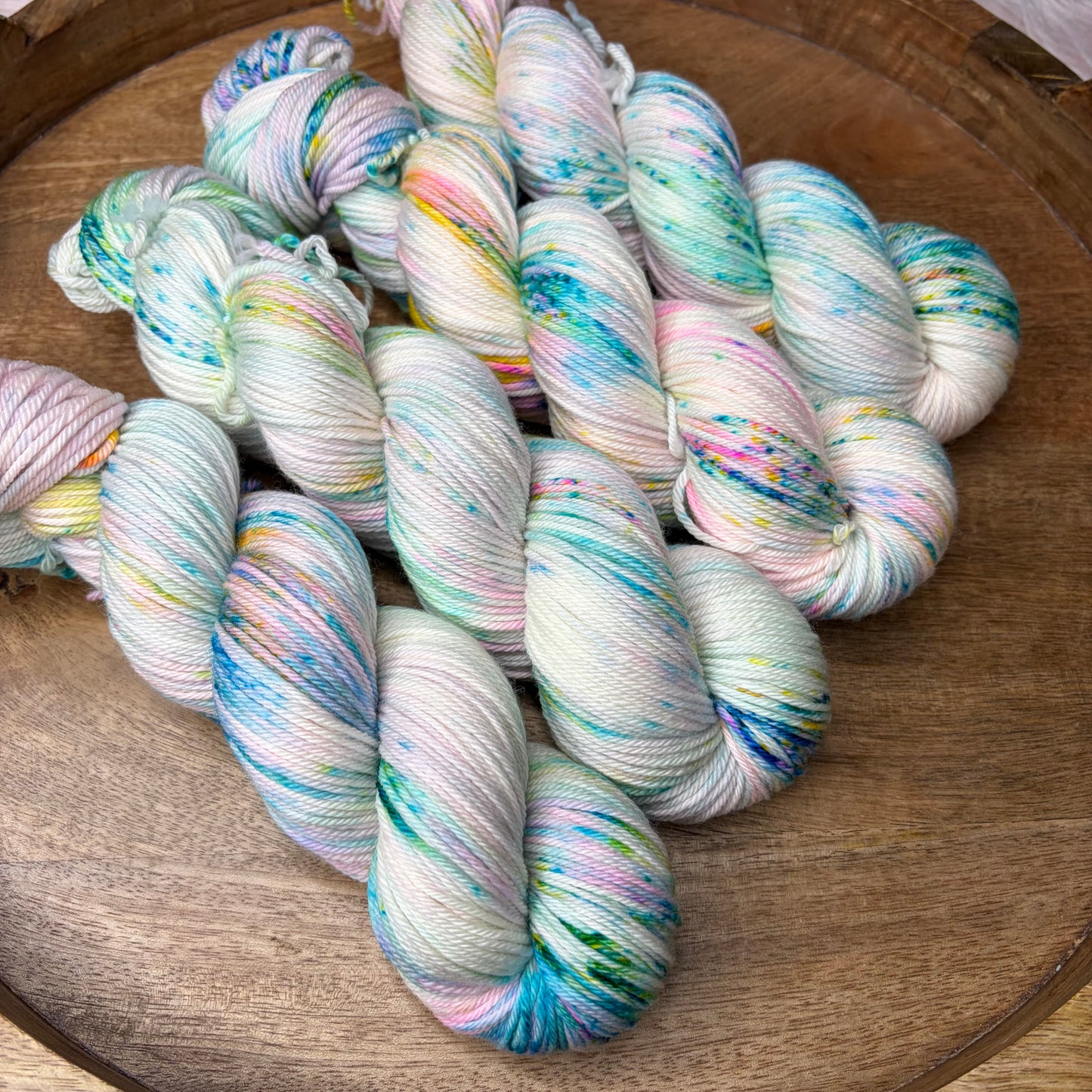 *NEW* Oscar Worsted - Secrets Of The Rainbow