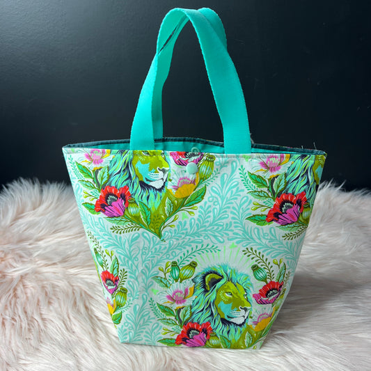 Green Lion Project Bag with  Handles