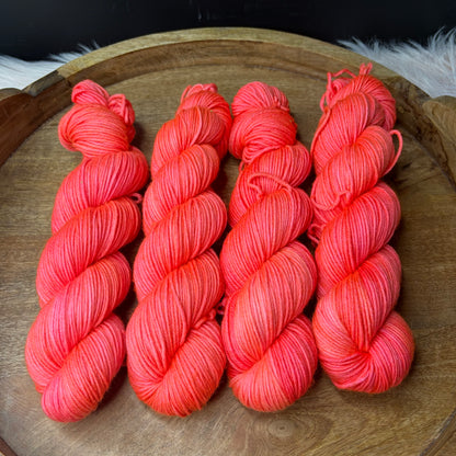 Trevor Morgan DK - Pink Grapefruit