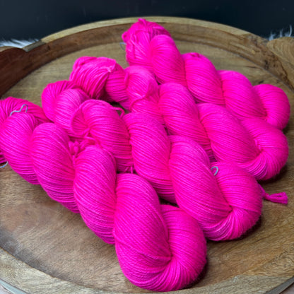 Trevor Morgan DK - Now That's What I Call Pink