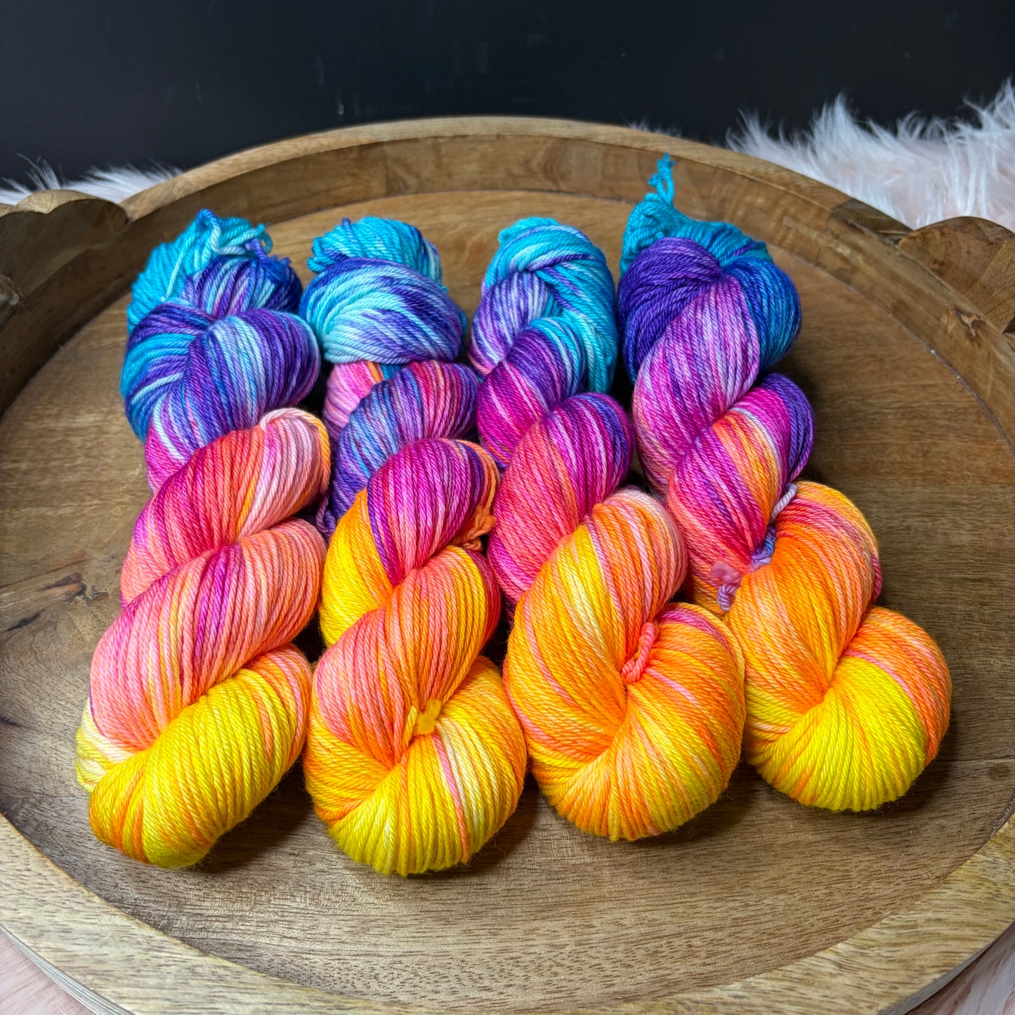 *NEW* Oscar Worsted - Day Hour