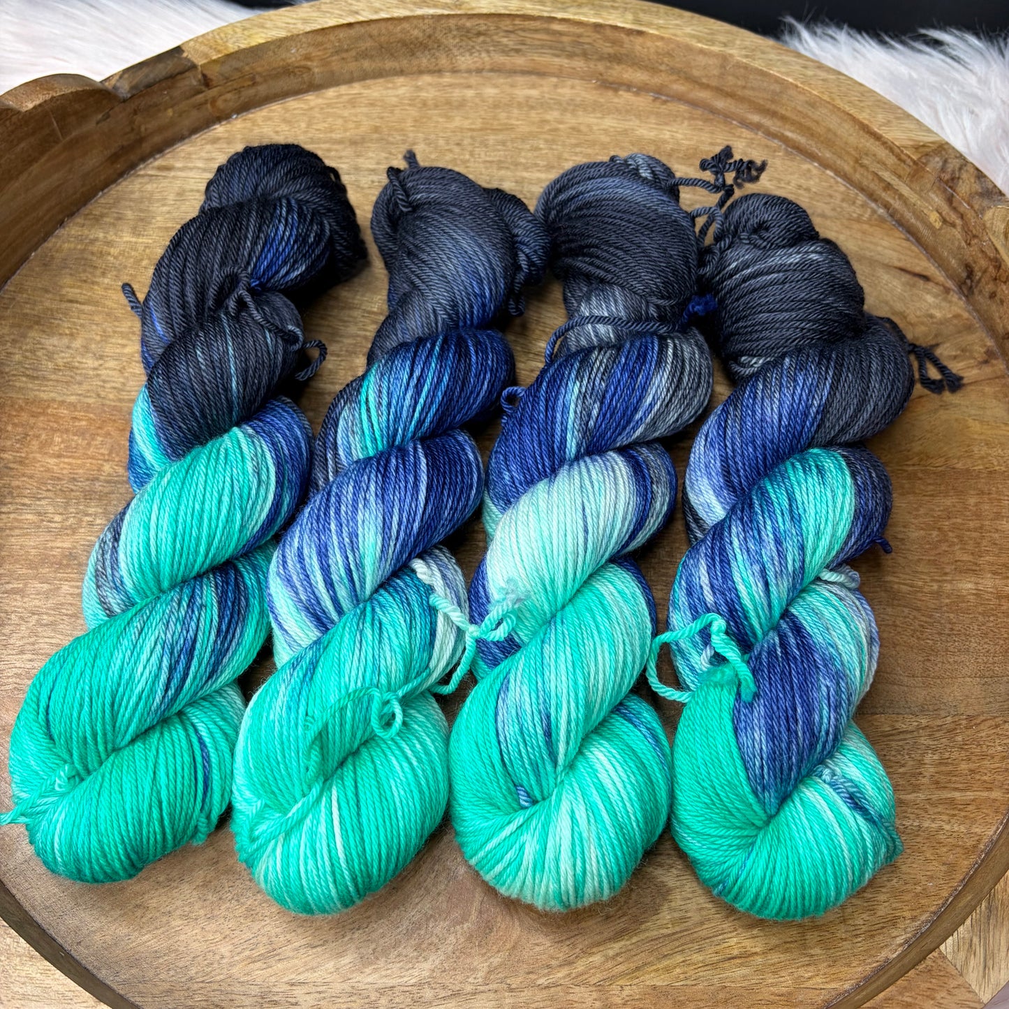 *NEW* Oscar Worsted - Maine Northern Lights- High Oxygen