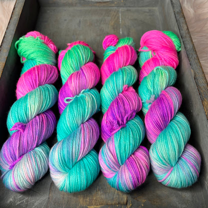 *NEW* Oscar Worsted - Flower Shoppe