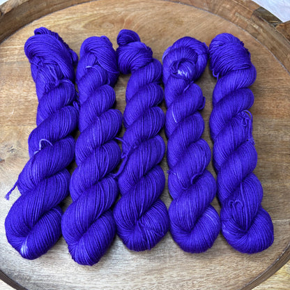 IMPERFECT * NEW* Jimmy Sock  Mini Skein 50g- Downtown Jewel
