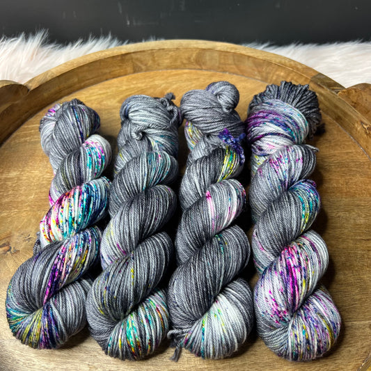 *NEW* Oscar Worsted - Winter Carnival