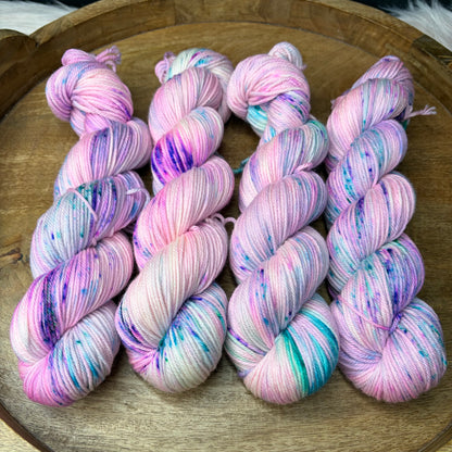 *NEW* Oscar Worsted - Cotton Candy Cloud