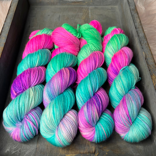 *NEW* Oscar Worsted - Flower Shoppe